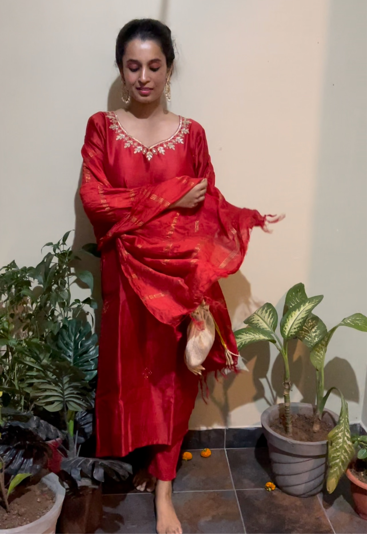 Red Chanderi Salwar Suits: Buy Latest Designs Online | Utsav Fashion
